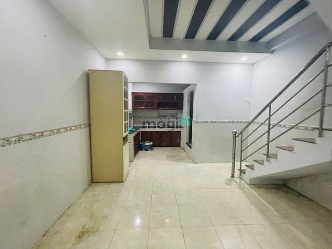 Hình ảnh Nhà 3 Tầng, sát Tên Lửa, 48m2, hẻm 4m.