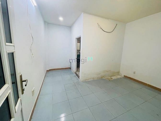 Hình ảnh Nhà 3 Tầng, sát Tên Lửa, 48m2, hẻm 4m.