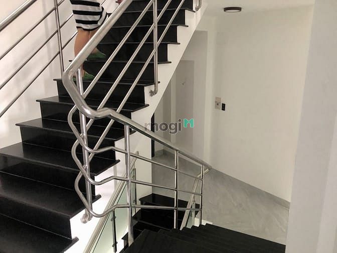 Hình ảnh Mặt tiền Tên Lửa hiếm có 90m2, 4 Tầng, Hoàn công đầy đủ