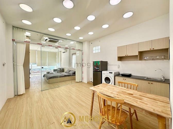 Hình ảnh 1PN ban công thoáng mát tại trung tâm quận 1