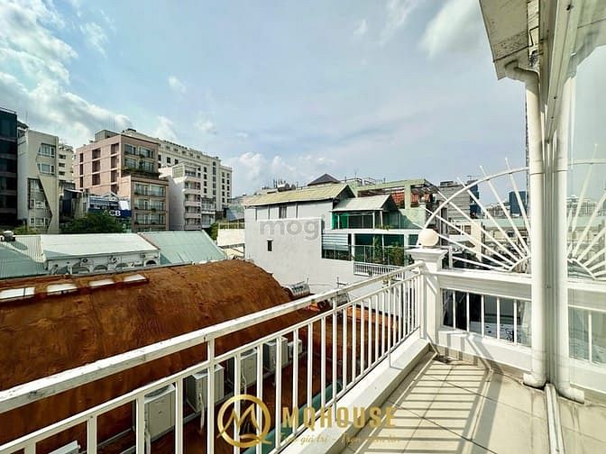 Hình ảnh 1PN ban công thoáng mát tại trung tâm quận 1