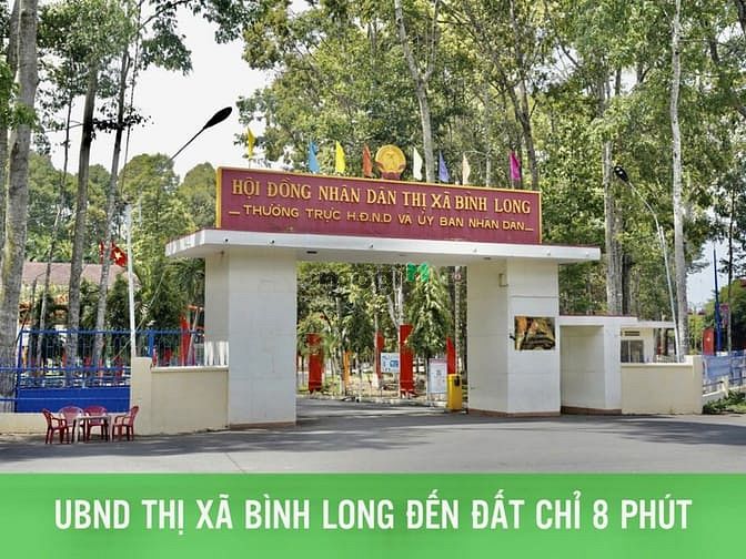 Hình ảnh Kẹt tiền cần bán nhanh đất ở ngay trung tâm Thị Xã dân cư đông: