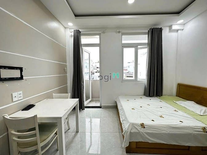 Hình ảnh Cho thuê phòng studio quận 10 có ban công gần công trường dân chủ