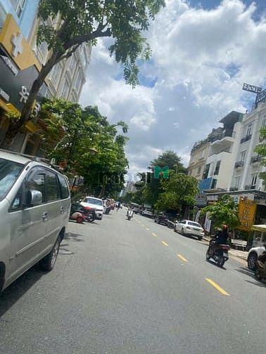 Hình ảnh 7군, Phu My Hung, Hung Phuoc 1 모퉁이에 있는 아파트 전체를 임대합니다. 1억 5백만 달러