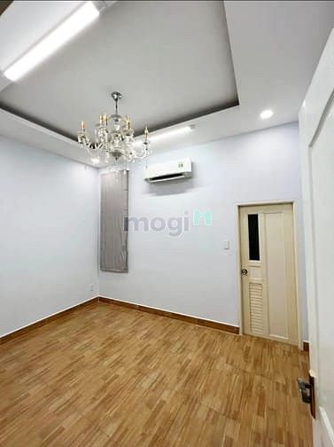 Hình ảnh Cho thuê Hẻm Xe Hơi Điện Biên Phủ 4x15m 3 Lầu 4PN 5WC liền kề Quận 1