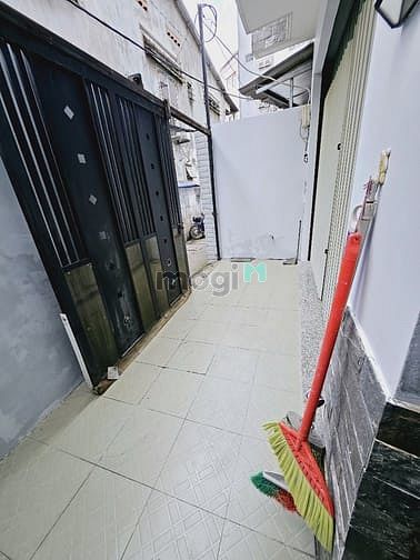 Hình ảnh Cho thuê nhà hẻm cách MT 50m Hoàng Hoa Thám P7 Bình Thạnh