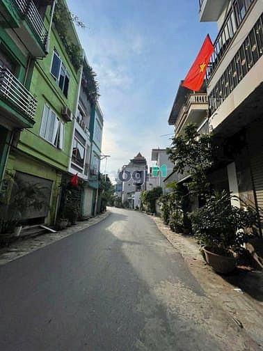 Hình ảnh Bán đất biên giang,1tỷ620. Diện tích 33,7m2 cách ngõ 10m oto đỗ