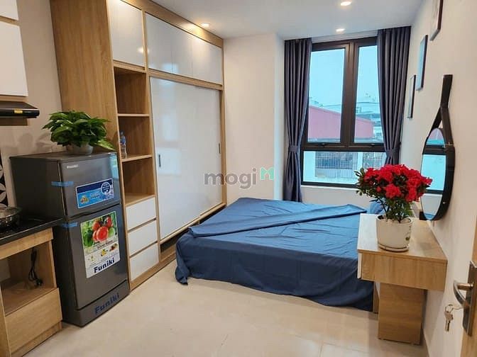 Hình ảnh Phạm Văn Đồng Mới Tinh Full Đồ Thang Máy Ở Luôn Giá Tốt