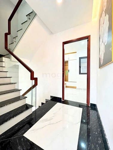 Hình ảnh Khu vip Lê Văn Quới, hẻm 7m, 44m2, 5 Tầng đẹp lung linh.