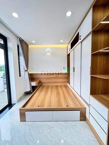 Hình ảnh Khu vip Lê Văn Quới, hẻm 7m, 44m2, 5 Tầng đẹp lung linh.