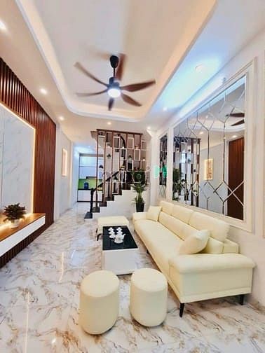 Hình ảnh Nhà Trịnh Văn Bô , Nam Từ Liêm 45m2 ,5T chỉ 7,5 tỷ lô góc -KD-sát phố