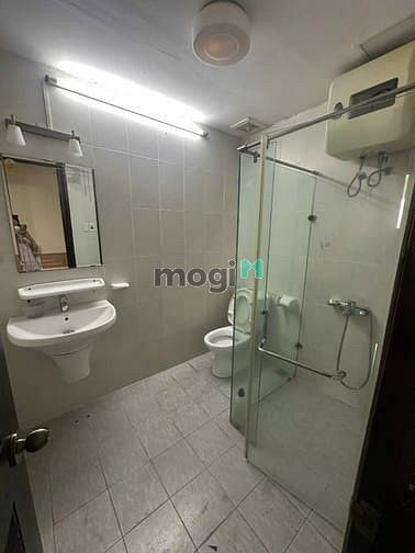 Hình ảnh Cho thuê chung cư 126M2 3PN 2WC - Nhà Trống quận 4
