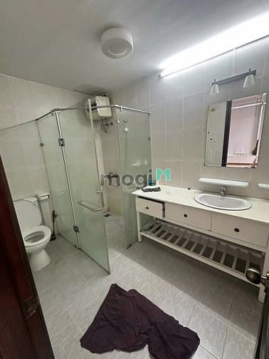 Hình ảnh Cho thuê chung cư 126M2 3PN 2WC - Nhà Trống quận 4