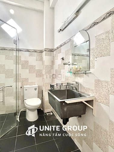 Hình ảnh Cho thuê phòng studio tại quận 3 có ban công gần cầu lê văn sỹ
