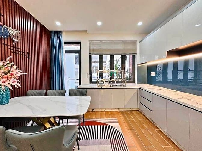 Hình ảnh Về quê bán gấp nhà Cao Thắng Q.3 61m2 chỉ hơn 1 tỷ
