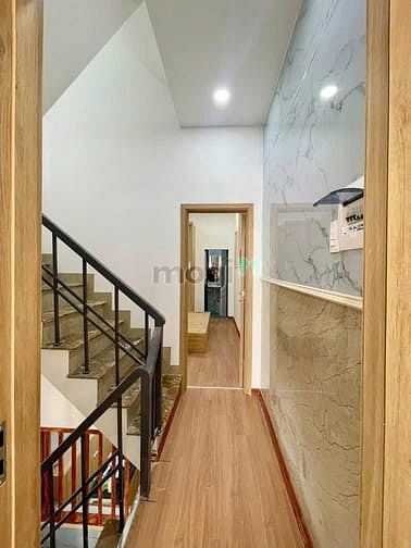 Hình ảnh Bán nhà Phạm Văn Chí, quận 6, 65m2/ 1 tỷ, sổ hồng riêng
