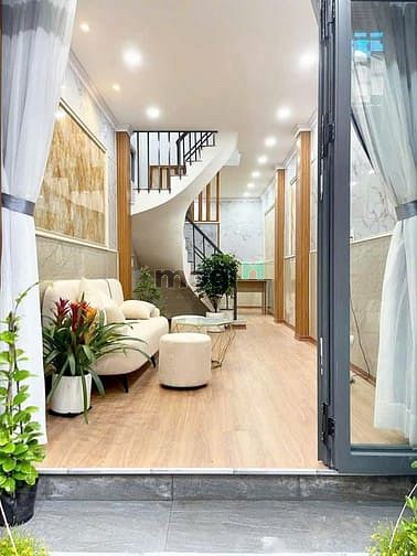 Hình ảnh Bán nhà Phạm Văn Chí, quận 6, 65m2/ 1 tỷ, sổ hồng riêng