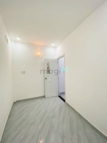 Hình ảnh định cư nước ngoài bán nhanh nhà Tạ Quang Bửu Q8 56m2, gần chợ, Shr ,