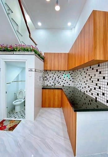 Hình ảnh định cư nước ngoài bán nhanh nhà Tạ Quang Bửu Q8 56m2, gần chợ, Shr ,