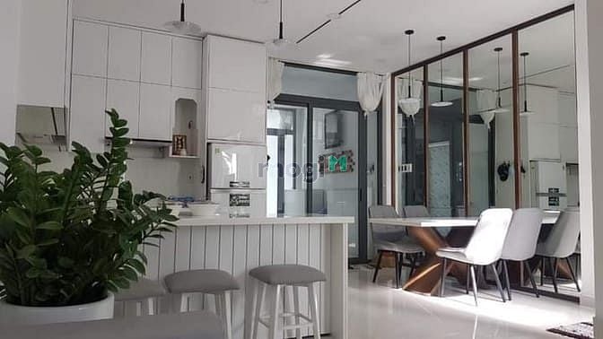 Hình ảnh Định cư Hàn bán nhà Đ.28 quận 4 70m2 giá 1 tỷ 240 đã có sổ hồng