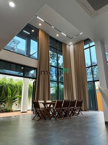 Hình ảnh Cho thuê biệt thự 12x20m 3 lầu Phường Bình Hưng Hoà B Q.Bình Tân