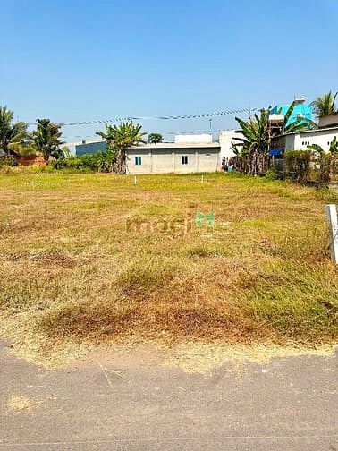 Hình ảnh Chủ ngộp cần bán lô đất thổ cư sau lựng chợ Phước Thạnh