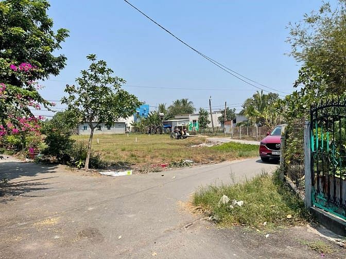 Hình ảnh Chủ ngộp cần bán lô đất thổ cư sau lựng chợ Phước Thạnh