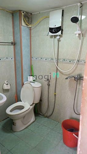 Hình ảnh Cho thuê nhà 2 tầng 4 phòng ngủ sát chợ Hòa Khánh