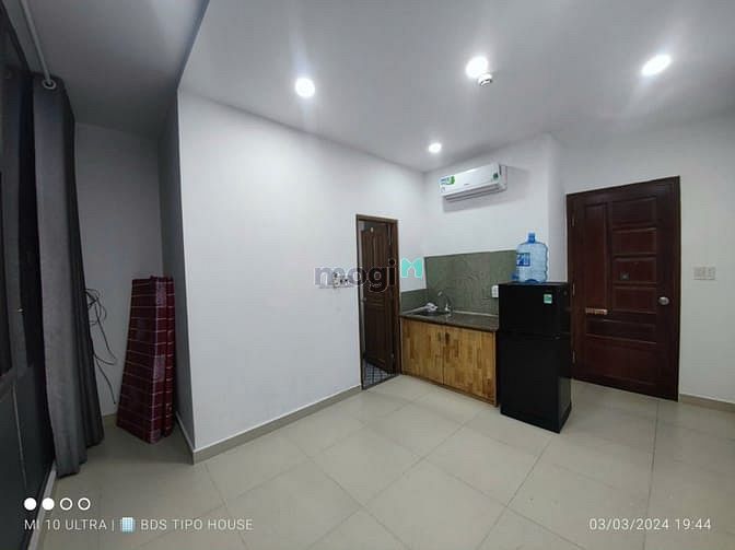 Hình ảnh Cho thuê studio cửa sổ lớn cách Vạn Hạnh Mall 30s, ĐH Huflit, BKhoa...