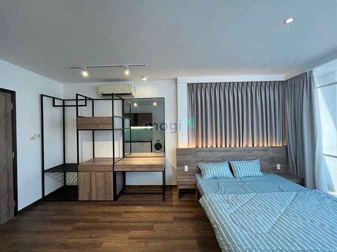 Hình ảnh Studio ban công siêu rộng tại Cống Quỳnh Quận 1