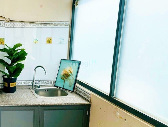 Hình ảnh Chp thuê studio ban công tách bếp gần ĐH Văn Lang CS2, HV Cán Bộ...