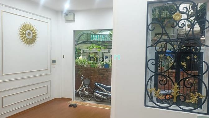 Hình ảnh Bán nhà Đội Cấn 8,2 tỷ. 38m². 5 tầng. Mt 5,1m.