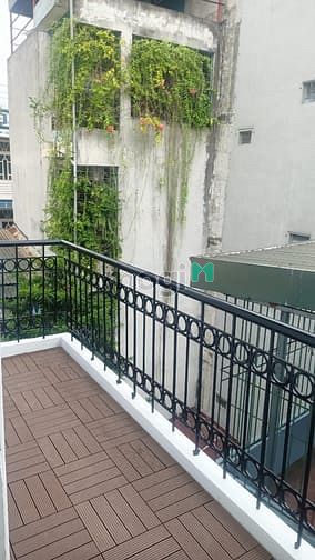 Hình ảnh Bán nhà Đội Cấn 8,2 tỷ. 38m². 5 tầng. Mt 5,1m.