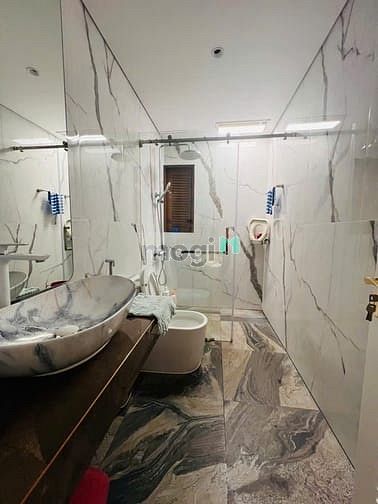 Hình ảnh Bán Căn Hộ Cao Cấp Láng Hạ 122m2 - Tầng Trung - Hơn 8 Tỷ - View Hồ