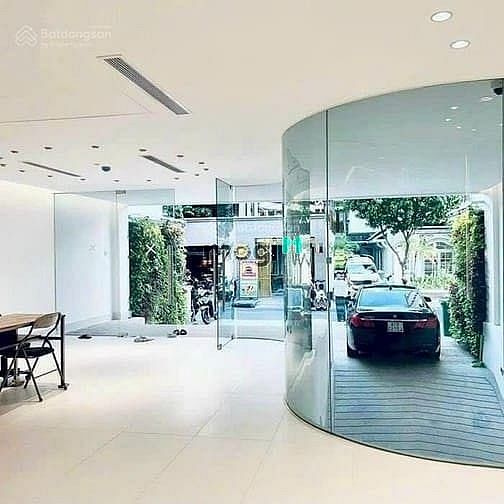 Hình ảnh Cho thuê Building MT Phan Kế Bính Q1 - 8.2x22m - 1 Hầm 5 lầu TM PCCC !