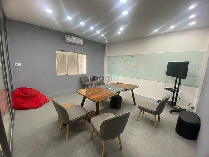 Hình ảnh Cho thuê Biệt thự mặt tiền khu Tên Lửa - Aeon Bình Tân