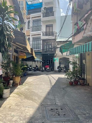 Hình ảnh Cho thuê mặt bằng trệt và lầu  2 căn đôi