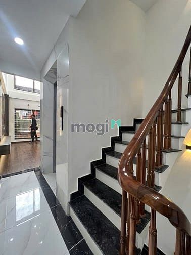 Hình ảnh Bán Nhà Quận Ba Đình - 6 Tầng - 47m2 - Thang Máy Tốc Độ Cao - Hơn 9 Tỷ