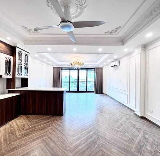 Hình ảnh Bán nhà Trần Duy Hưng, ô tô Tránh, thang máy, sát phố. DT 60m2 -15,6ty