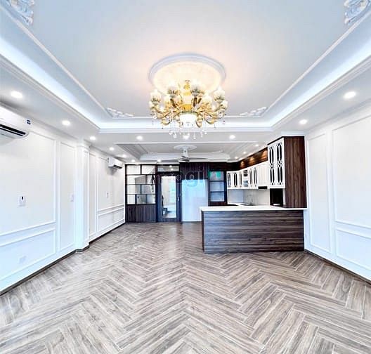 Hình ảnh Bán nhà Trần Duy Hưng, ô tô Tránh, thang máy, sát phố. DT 60m2 -15,6ty