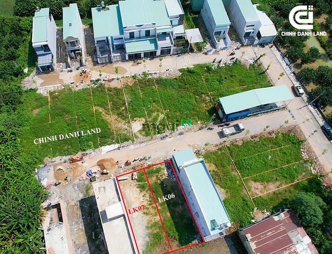 Hình ảnh bán đất gần ngay cầu Bạch Đằng 2 Tân Bình vĩnh Cửu sổ riêng thổ cư .