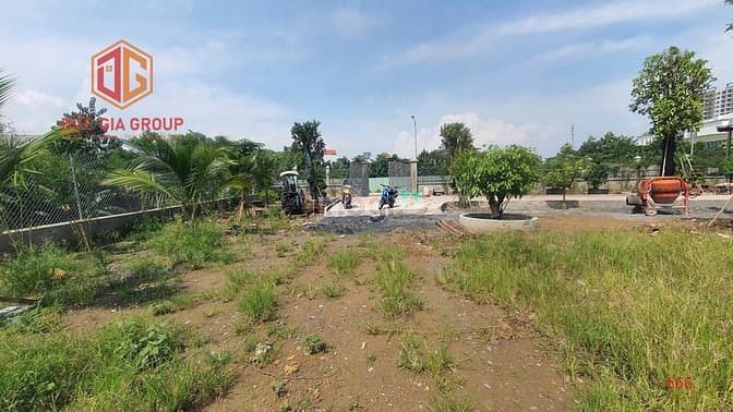 Hình ảnh Cho thuê khu đất 2500m2 gần siêu thị Mega phường Quang Vinh