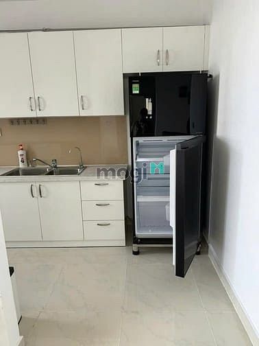 Hình ảnh Chung cư Hoa Sen, Lạc Long Quân,Q11 110m2, 3pn, 2wc 15triệu