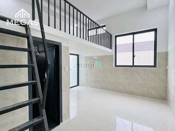 Hình ảnh Phòng gác - cửa sổ thoáng ngay UFM Võ Văn Hát