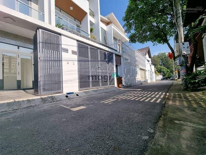 Hình ảnh CHỦ NGỚP NGỚP - Bán gấp đất Hẻm 85 Phú Lợi (HẺM XE HƠI TO ĐÙNG)