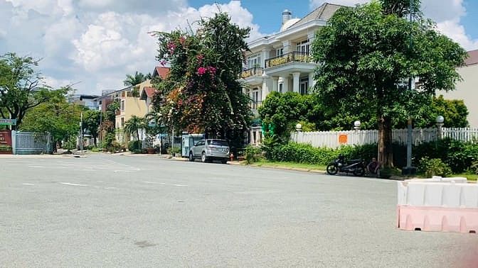 Hình ảnh Bán lô đất biệt thự góc 2 mặt tiền đường lớn KDC phú mỹ vạn phát hưng
