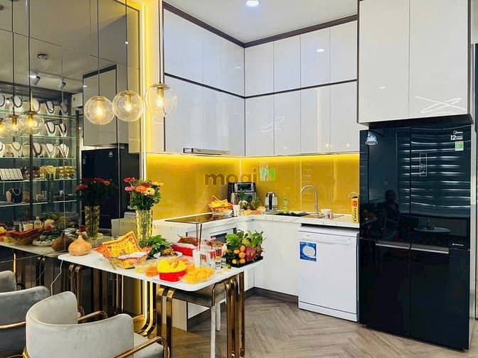 Hình ảnh Bán OT 38m2, Full Nội Thất, Gía Chỉ 2.3 Tỷ, Nội Thất Cao Cấp Q7