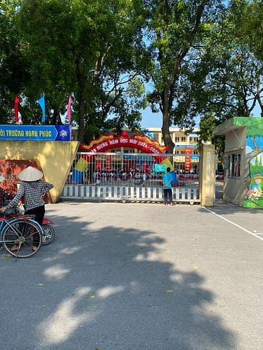 Hình ảnh Bán 70m2 MT 8m đất Đấu giá Lệ Chi - đường 5m thông - chỉ 2 tỷ 73