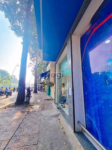 Hình ảnh 𝐌ặ𝐭 𝐭𝐢ề𝐧 𝐇𝐨à𝐧𝐠 𝐒𝐚 𝐐𝐮ậ𝐧 𝟑 𝐊𝐡𝐮 𝐁ờ 𝐊è 𝐧𝐠𝐚𝐧𝐠 𝟖𝐦