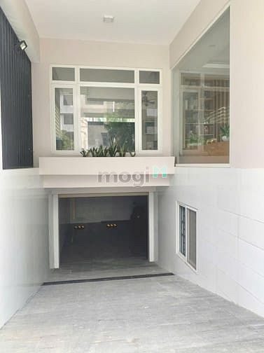Hình ảnh Cho thuê biệt thự Mystery Hưng Thịnhh Quận 2 Hầm thang máy full NT 5pn
